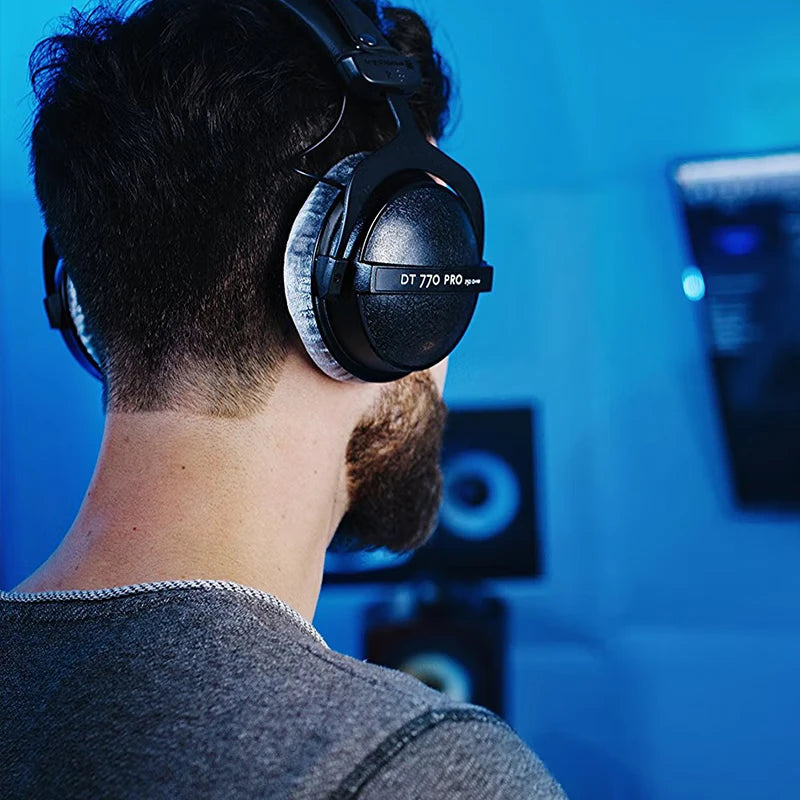 Beyerdynamic Head Mounted Monitoring Earphones, gravação profissional fechada, DT770 PRO, 250 Ω