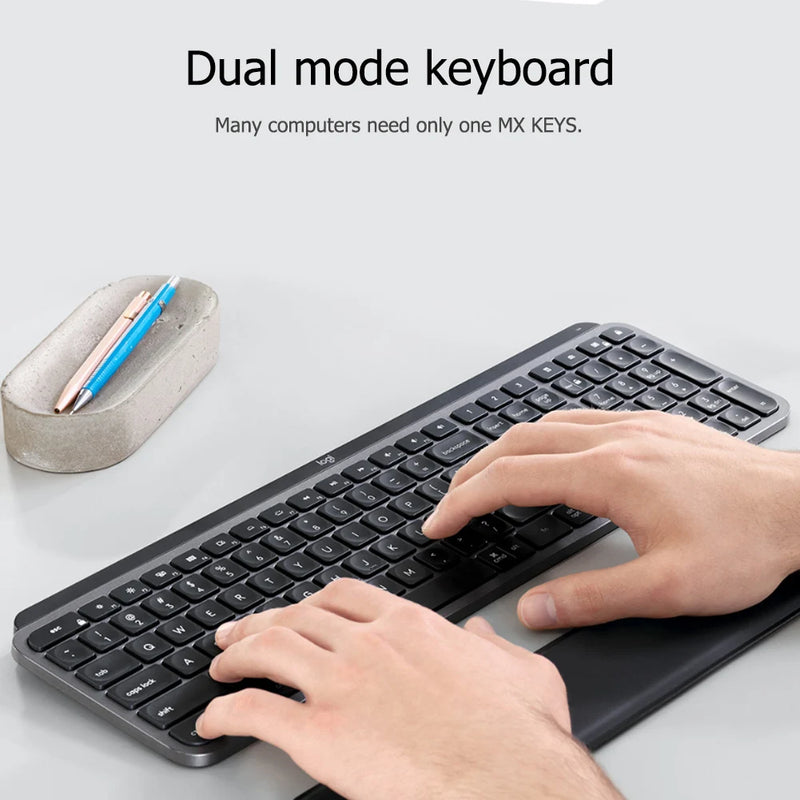 Logitech MX Keys Teclado sem Fio, Bluetooth, Office, 104 Teclas, Recarregável, Retroiluminado, Ultrafino, Silencioso, Portátil, Executivo para PC, Laptop