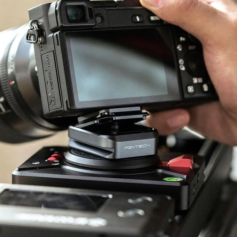 PGYTECH-Adaptador de placa SnapLock, furos roscados Placa, Compatível com Gimbals, Tripes, Sliders, Arac-Swiss, 1/4 e 3/8