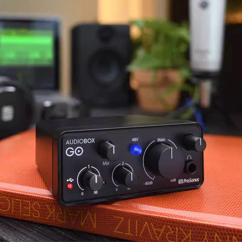 Presonus AudioBox GO Portable Audio Interface, 2 em 2 Out, Profissional XMAX-L Mic Preamp para Gravação Doméstica e Móvel