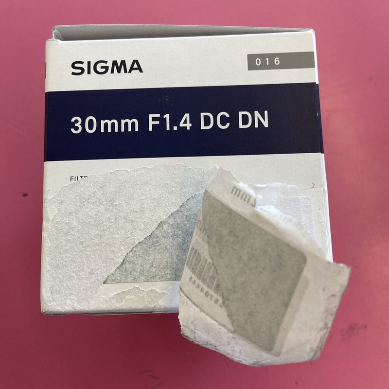 Sigma DC DN 30mm F/1.4 Contemporary Lens for X Mount (OPEN BOX)